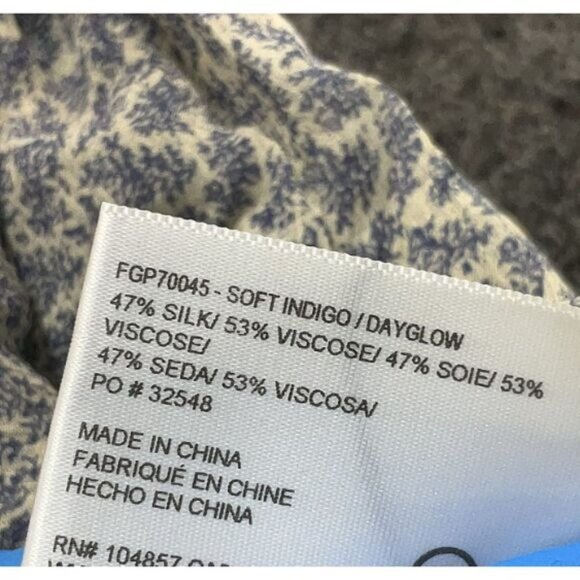 Adriano Goldschmied Womens Ruffle Sleeve Printed Blouse Small Silk/Viscose Soft - Picture 5 of 10